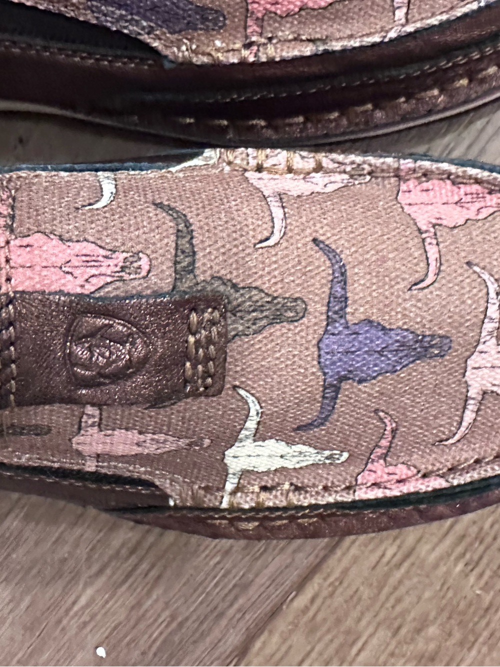 NWT Ariat women’s Cruiser - Picture 3 of 8